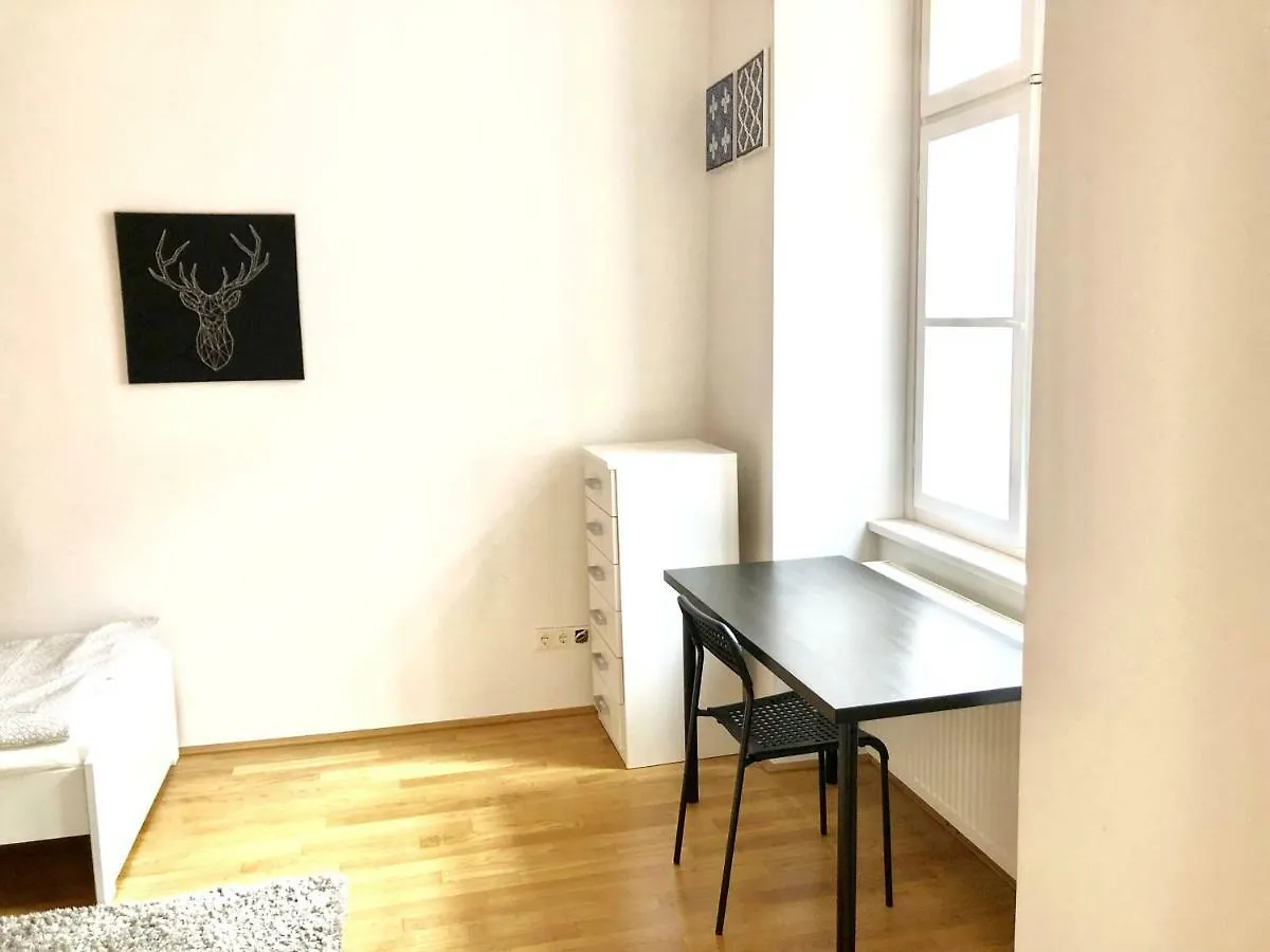 City Centre - Best Location, Big & New 110 M2 Apartment Wiedeń 0*,  Austria